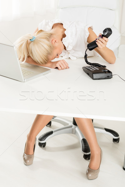 Uitgeput secretaris jonge mooie zakenvrouw werk Stockfoto © MilanMarkovic78