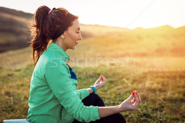 Huzurlu meditasyon genç kentsel kadın yoga Stok fotoğraf © MilanMarkovic78