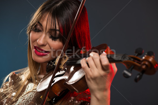 Belle femme jouer violon portrait belle [[stock_photo]] © MilanMarkovic78