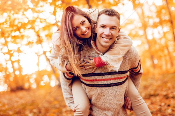 [[stock_photo]]: Belle · couple · portrait · jeunes · souriant