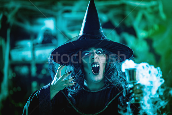 Witch napojów magic portret twarz pełzający Zdjęcia stock © MilanMarkovic78