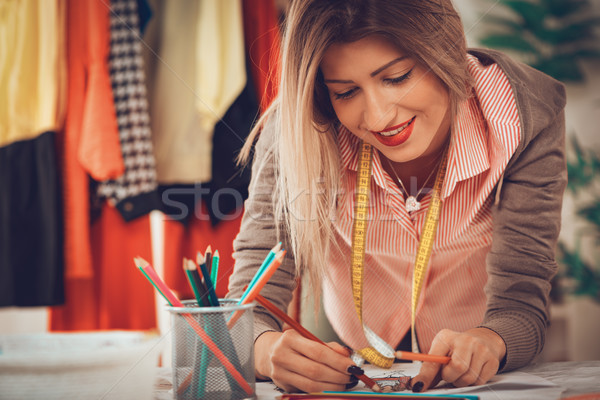 Vrouw kleermaker naaien patroon jonge vrouwelijke Stockfoto © MilanMarkovic78