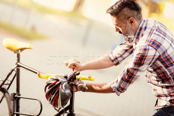 [[stock_photo]]: Vélo · affaires · travaux · vélo