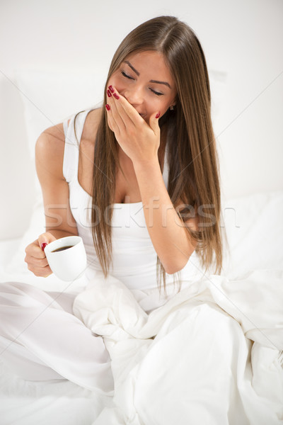 Stockfoto: Goedemorgen · cute · jonge · mooie · vrouw · drinken · koffie