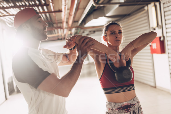 Zdjęcia stock: Szkolenia · trenerem · młodych · muskularny · kobieta · gotowy