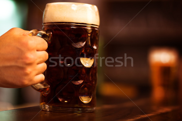 человека пива мужчины стороны вечеринка Сток-фото © Minervastock