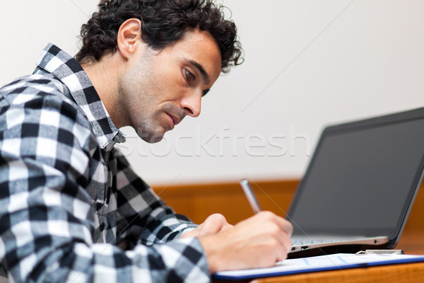 счастливым человека используя ноутбук домой бизнеса компьютер Сток-фото © Minervastock
