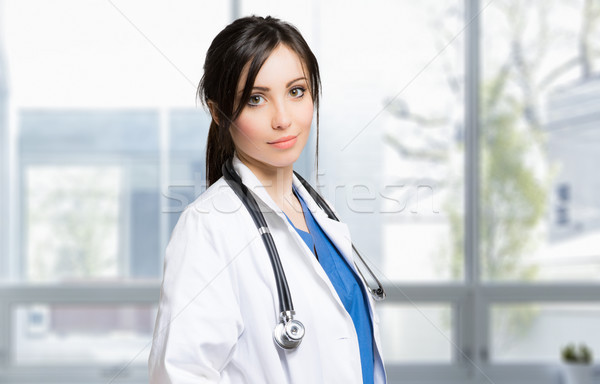 Сток-фото: улыбаясь · медсестры · портрет · девушки · врач · счастливым