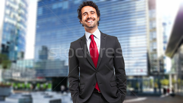 Gut aussehend Geschäftsmann Freien männlich Manager Mann Stock foto © Minervastock