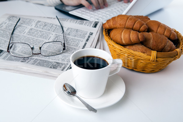 Geschäftsmann läuft Tasse Kaffee Business Mann Stock foto © mizar_21984