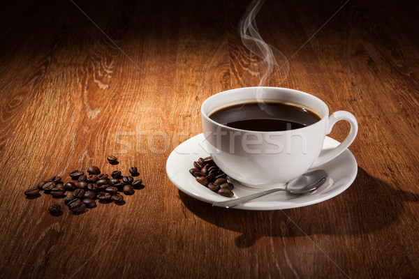 Foto d'archivio: Cup · caffè · nero · chicchi · di · caffè · alimentare