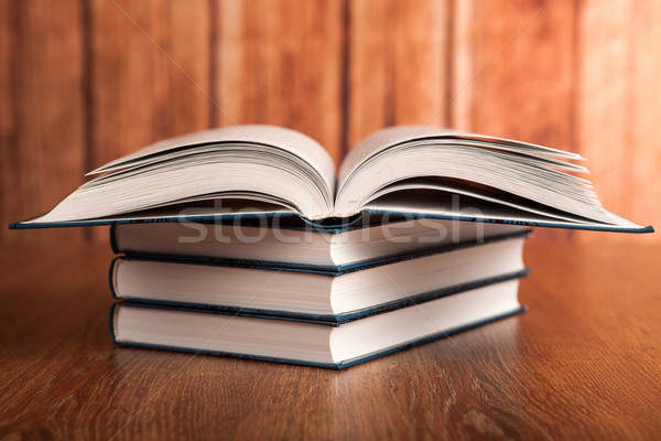 Kitaplar ahşap okul eğitim mavi Stok fotoğraf © mizar_21984