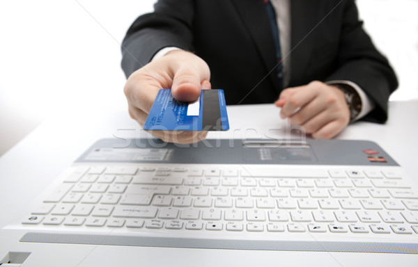 Carte de crédit main payer boutique en ligne affaires Photo stock © mizar_21984