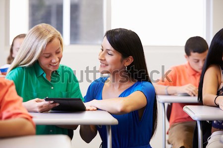 Femenino aula escuela educación clase Foto stock © monkey_business