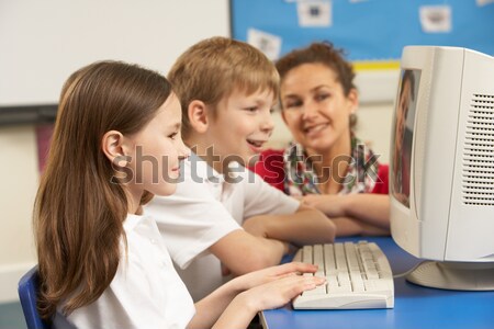 Junge arbeiten Computer Grundschule Kinder Computer Stock foto © monkey_business