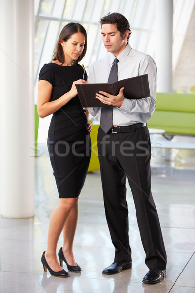 Empresário empresárias reunião escritório negócio mulher Foto stock © monkey_business