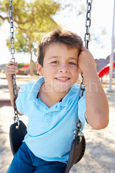 Foto stock: Nino · swing · parque · nino · verano · persona