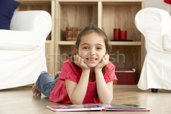 Stock fotó: Fiatal · lány · olvas · könyv · otthon · gyerekek · boldog