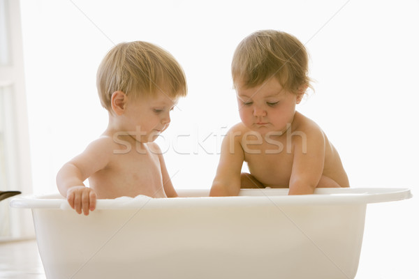 二 嬰兒 泡泡浴 男孩 浴室 浴 商業照片 © monkey_business