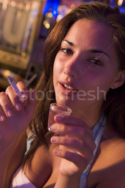 Trinken Rauchen bar Frau Innenraum Stock foto © monkey_business