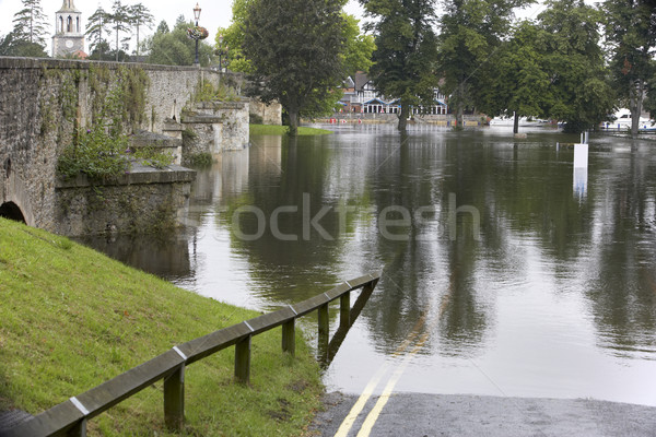 Wody powódź dróg drogowego charakter most Zdjęcia stock © monkey_business