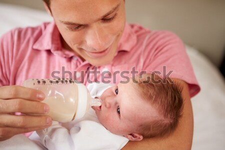 Zwei Mädchen Teilung Schaumbad Mädchen glücklich Stock foto © monkey_business