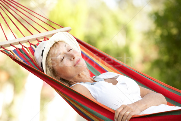 Stockfoto: Senior · vrouw · ontspannen · hangmat · vrouwen · gelukkig