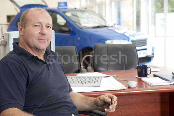 Voiture vendeur séance salle d'exposition portrait bureau [[stock_photo]] © monkey_business