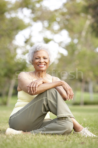 Foto stock: Senior · mulher · relaxante · exercer · retrato · feminino