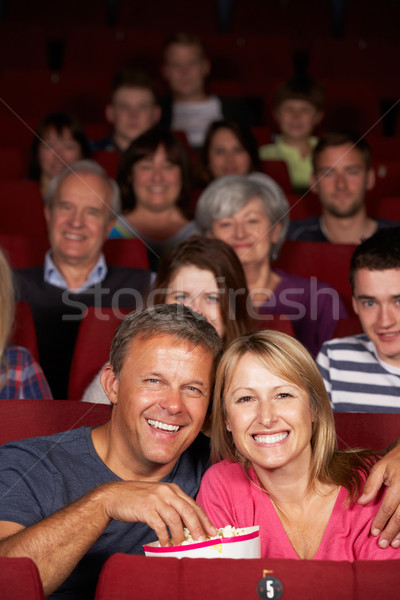 Cuplu vizionarea film cinema femeie fată Imagine de stoc © monkey_business