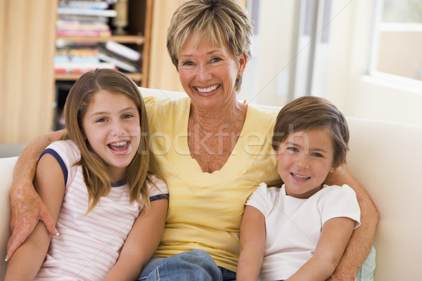 Grand-mère posant petits enfants famille fille heureux [[stock_photo]] © monkey_business