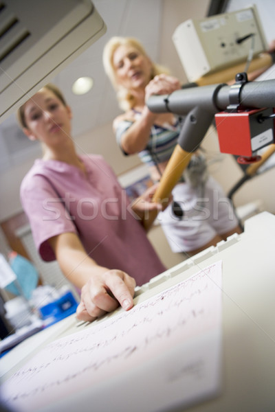 Krankenschwester Patienten Gesundheit überprüfen Frauen medizinischen Stock foto © monkey_business