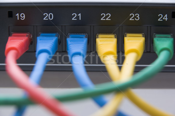 Calculator cabluri router afaceri tehnologie serverul Imagine de stoc © monkey_business
