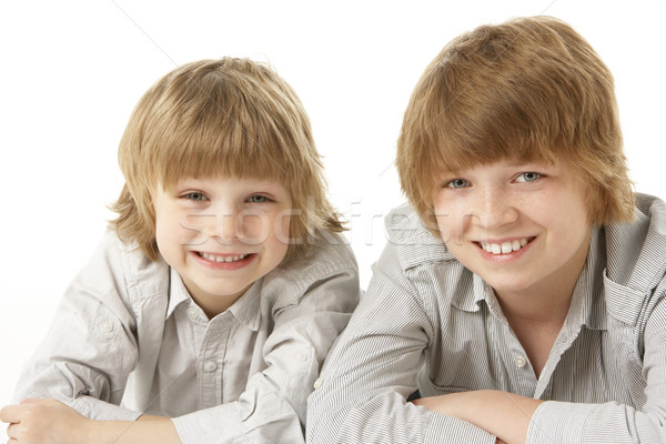 Foto d'archivio: Due · giovani · ragazzi · stomaco · studio · bambini