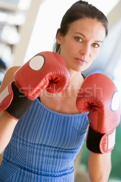 Femme boxe gymnase santé portrait Homme [[stock_photo]] © monkey_business