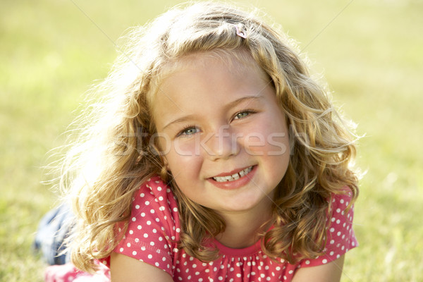 Portrait jeune fille campagne fille sourire enfants [[stock_photo]] © monkey_business