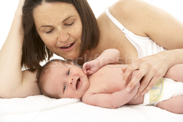 Mãe recém-nascido bebê família amor Foto stock © monkey_business