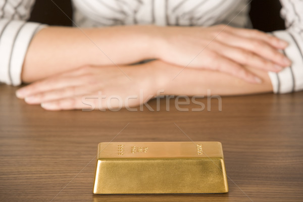 Külçe altın büro iş kadın renk oturma Stok fotoğraf © monkey_business