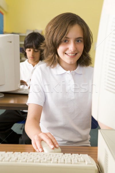 Studentessa studiare scuola computer ragazza bambino Foto d'archivio © monkey_business
