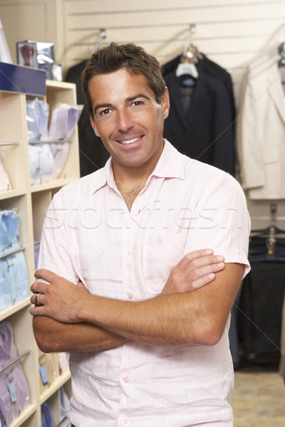 Foto stock: Masculina · ventas · ayudante · ropa · tienda · feliz