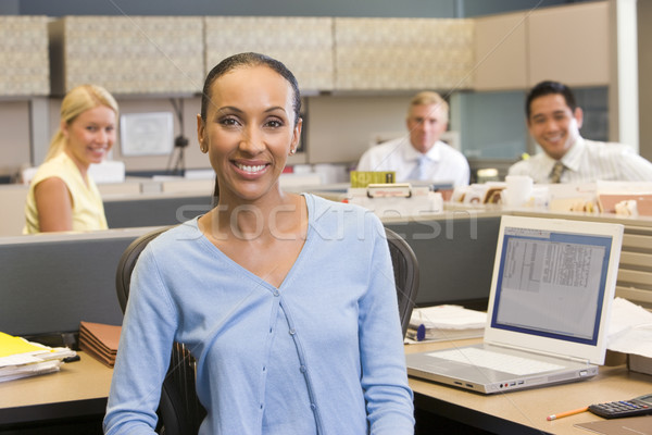 Kobieta interesu kabina uśmiechnięty kobieta biuro człowiek Zdjęcia stock © monkey_business