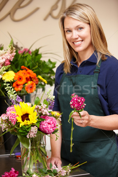 Mujer de trabajo florista flor flores trabajador Foto stock © monkey_business