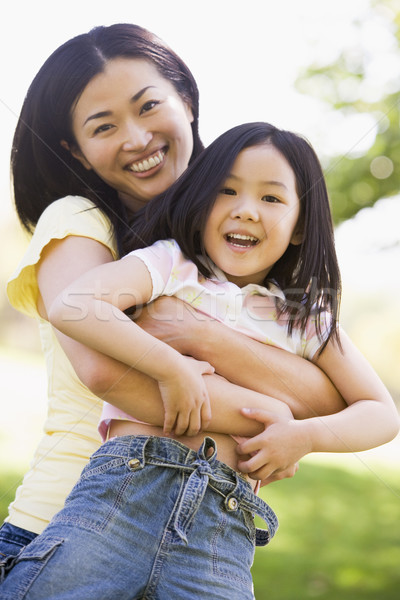 Foto stock: Mujer · joven · aire · libre · mujer · sonriente · sonriendo