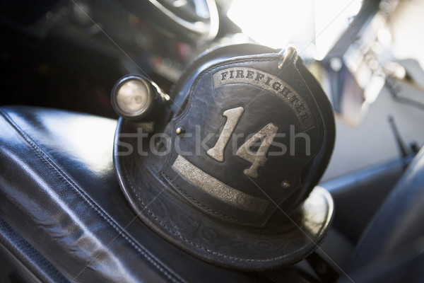 Stockfoto: Vintage · brandweerlieden · helm · kleur · nood · buitenshuis