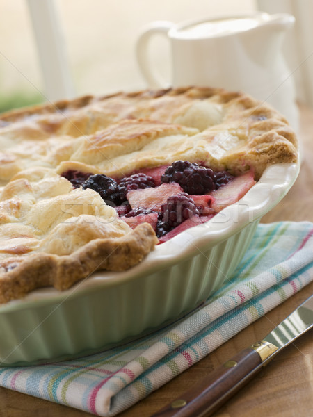 Chaud BlackBerry tarte aux pommes alimentaire cuisine cuisson Photo stock © monkey_business