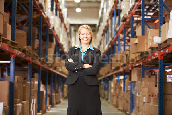 Retrato femenino gerente almacén mujeres cuadro Foto stock © monkey_business