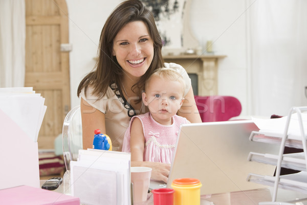 Moeder baby kantoor aan huis laptop business computer Stockfoto © monkey_business