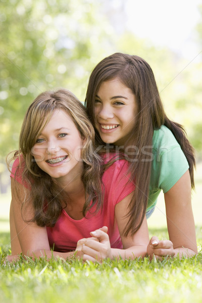 Portré tinilányok boldog barátok tinédzser tinédzserek Stock fotó © monkey_business