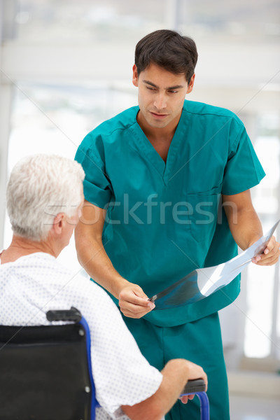 Senior Patienten jungen Arzt Mann Arbeit Stock foto © monkey_business