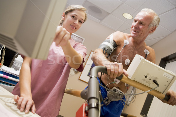 Krankenschwester Patienten Gesundheit überprüfen Frau medizinischen Stock foto © monkey_business